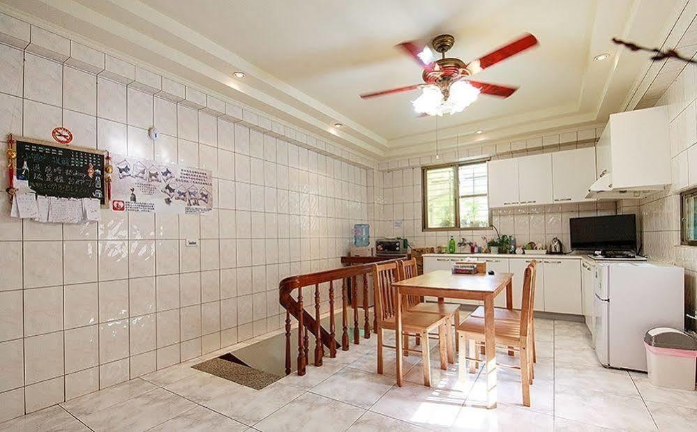 Ariyoshi Ya Apartment Tainan Exterior photo